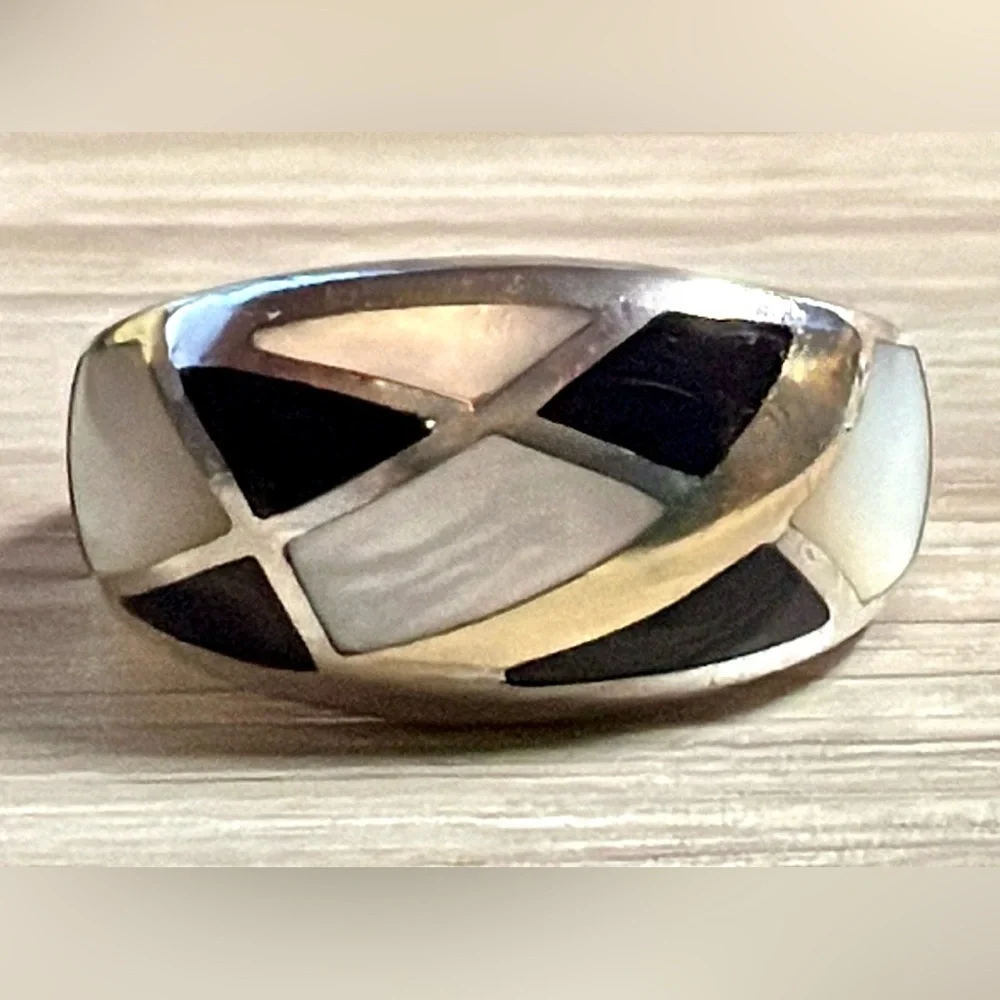 Eric Grossbardt Sterling Silver & 18K Gold MOP & Onyx Inlay Band Ring, Size 8.5